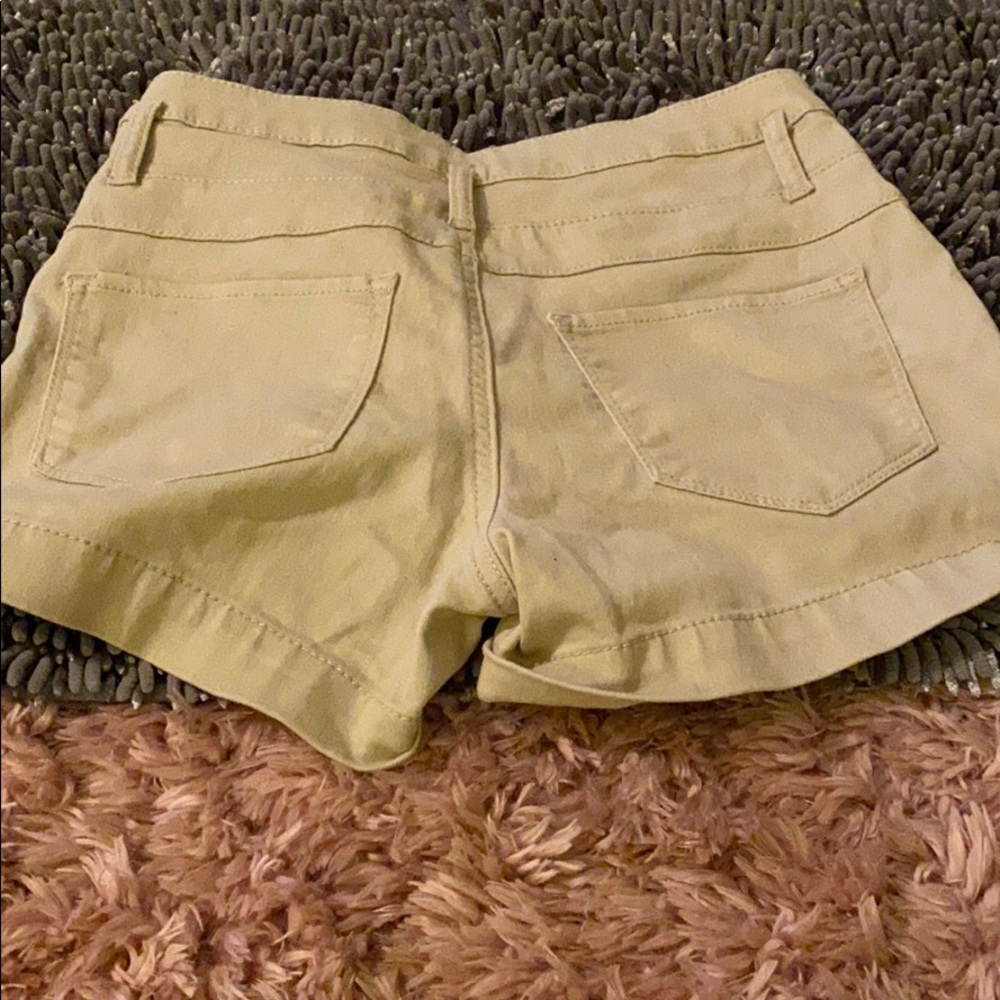 Shorts - Picture 2 of 2